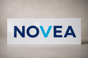 Enseigne PVC personnalisée — Impression UV / Sérigraphie / Sur mesure