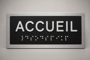 Plaque braille tactile ERP — Braille / Tactile / Conformité ERP