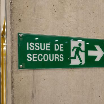 Signalétique de sécurité en environnements contraignants
