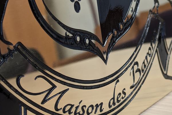 Plaque laiton gravée sur mesure