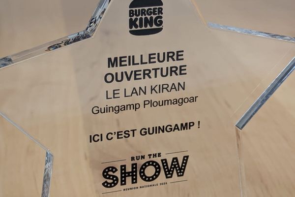 Plaque plexiglas transparent sur mesure