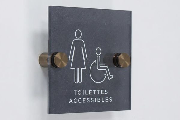 Signalétique accessibilité PMR