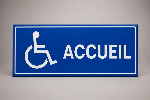 Panneau accessibilité PMR