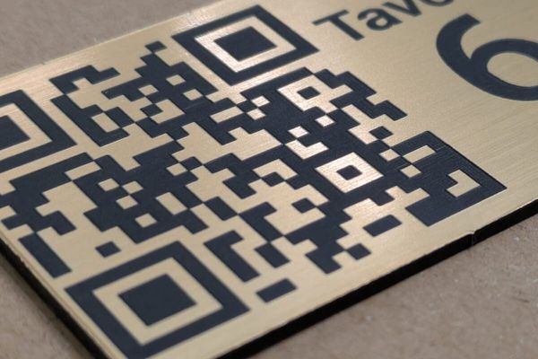 Plaque QR code gravée